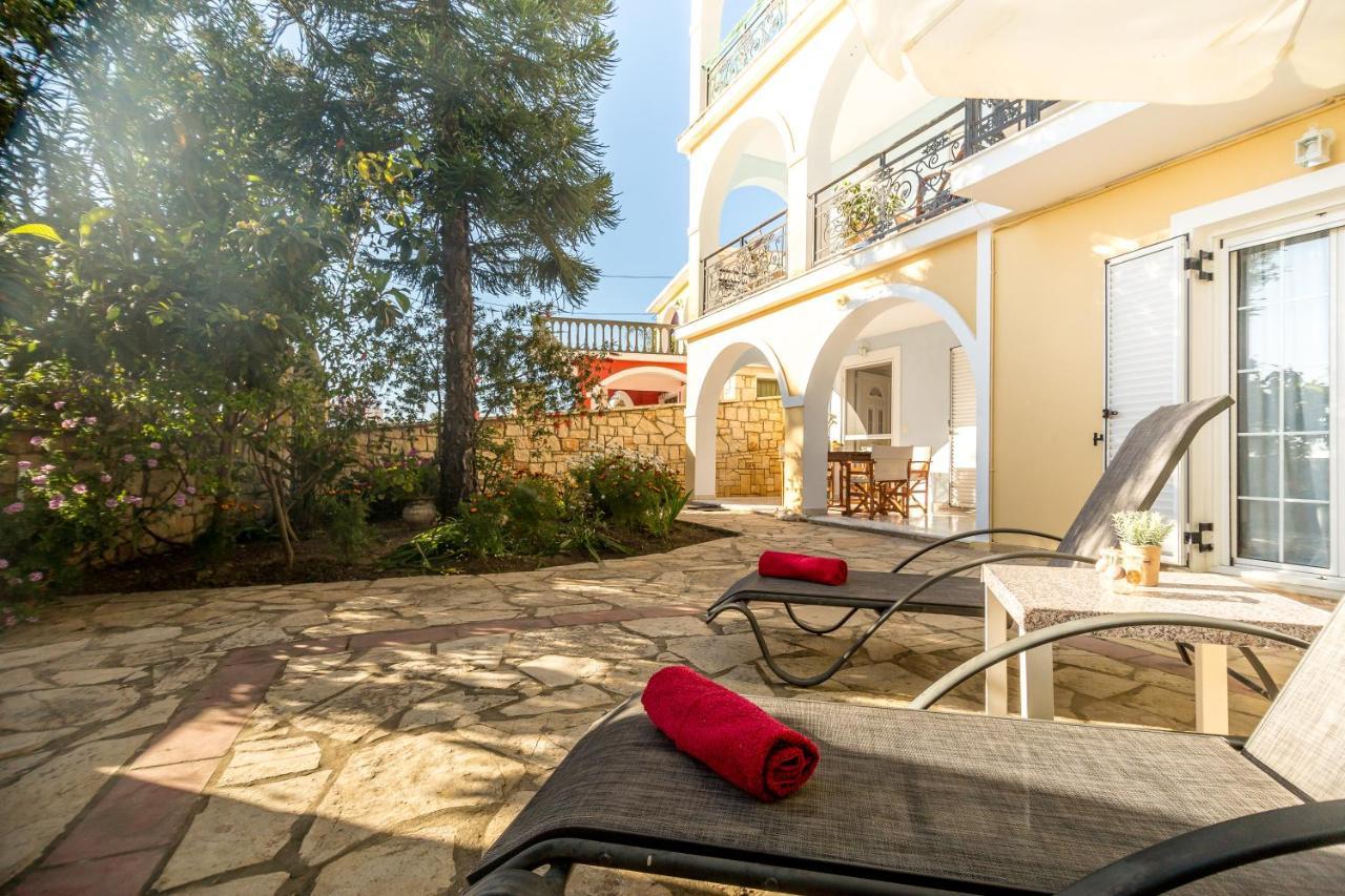 Valeroso Apartment Xirokastellon Bagian luar foto
