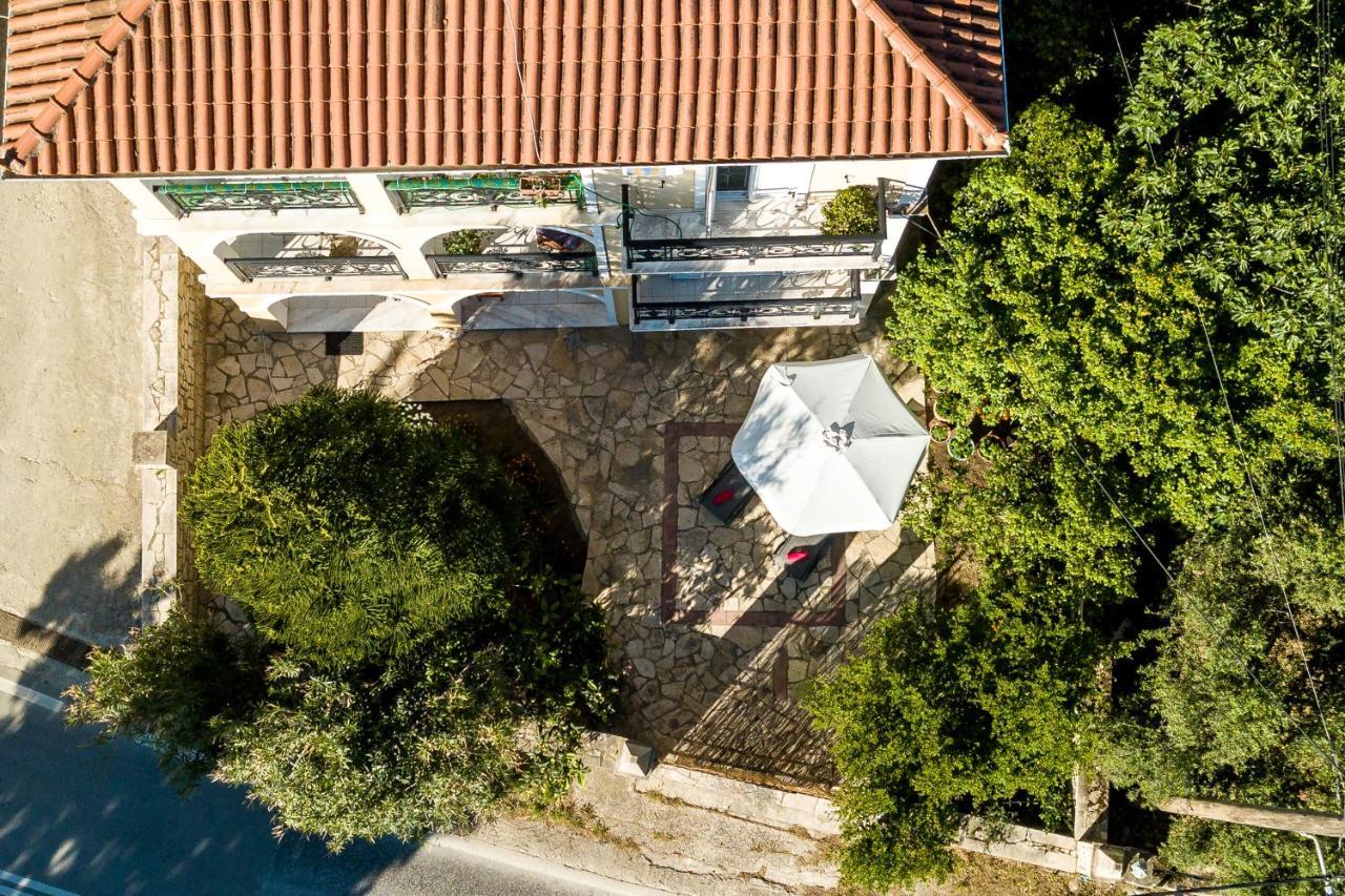 Valeroso Apartment Xirokastellon Bagian luar foto